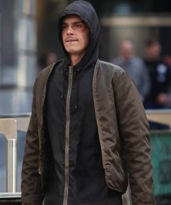 Aron Piper TV Series Muted 2023 Sergio Ciscar Brown Jacket