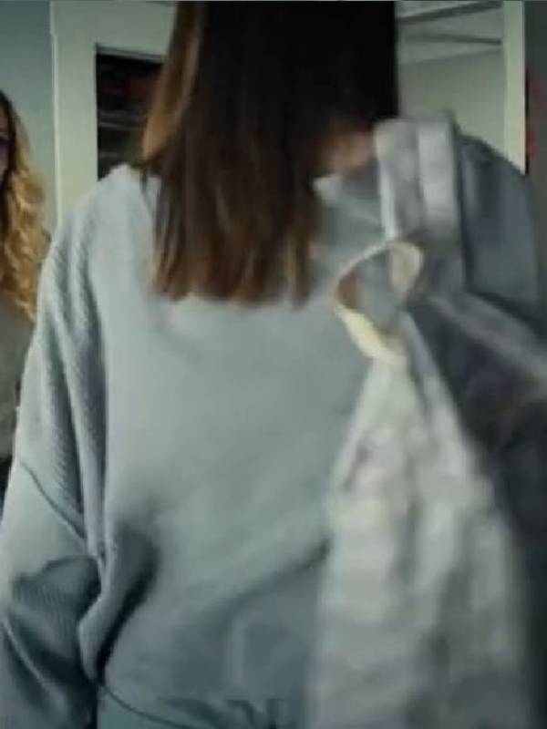 Jaeda Lily Miller Movie Before Your Father Finds Us 2025 Emily Sweater - Gray Before Your Father Finds Us Jaeda Lily Miller Gray Sweater