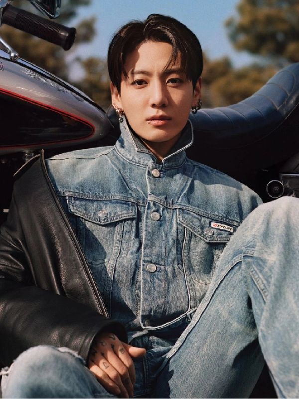 【Sサイズ】  JUNG KOOK デニムジャケット Jung Kook Denim Jacket | 90s Trucker Jacket